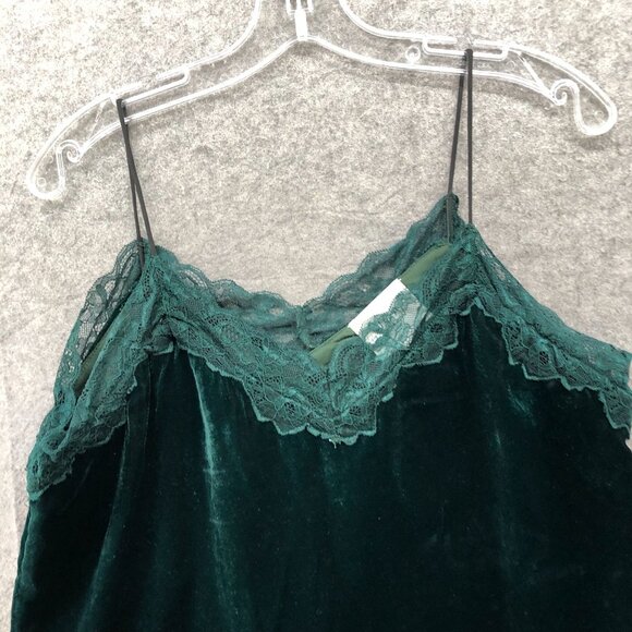 J.O.A. Velvet Cami Top Womens M Emerald Green V-Neck Lace Trim - Picture 3 of 9
